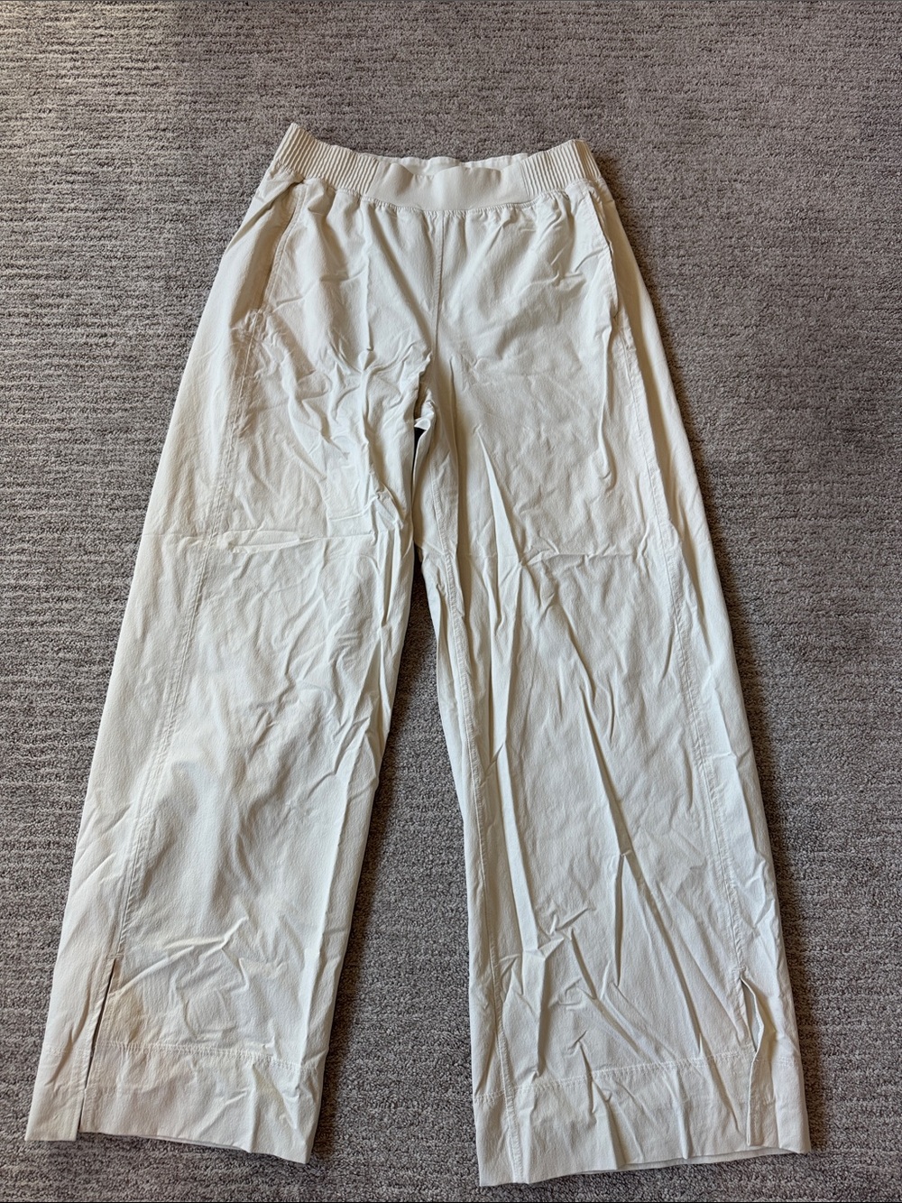 Lululemon women’s stretch woven high waist Wide-Leg Casual Pants in beige